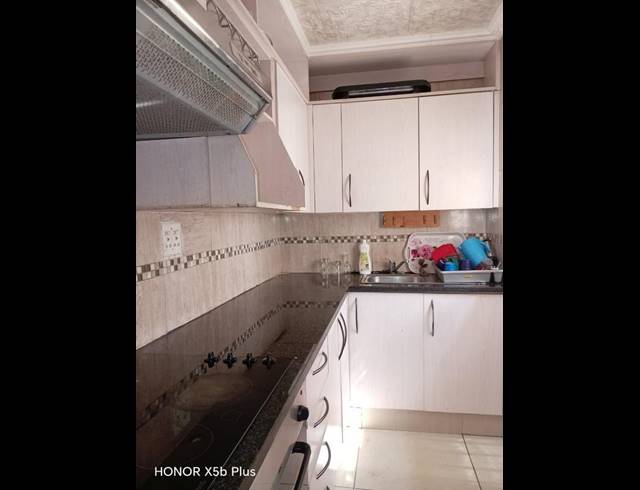 3 BEDROOM PROPERTY TO RENT IN WINDMILL PARK EXT